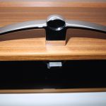 Maner de mobilier cu buton cromat lucios