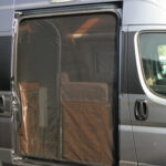 Plasa de tantari Ducato de la modelul 2007, cu acoperis inalt